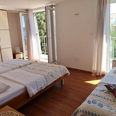 Apartmán Nomi