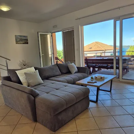 Apartmán Nomi *