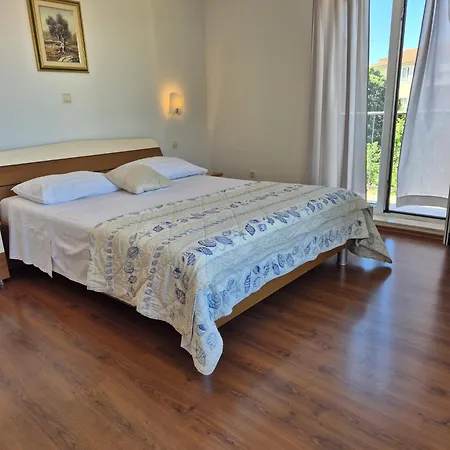 Apartmán Nomi Brodarica (Sibenik-Knin)