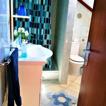 Nomi * Brodarica (Sibenik-Knin)