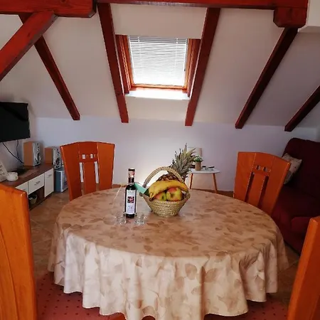 Apartmán Nomi *
