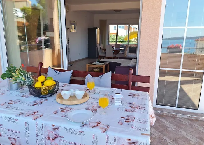 Nomi * ברודאריצה